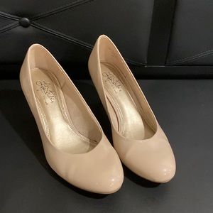 Small heels